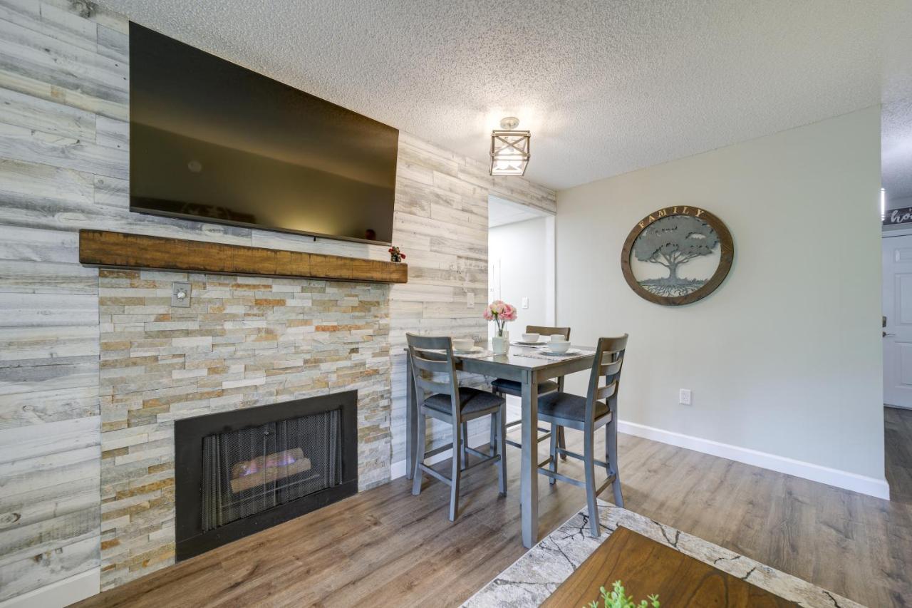 Stylish Gatlinburg Condo With Pool Walk Downtown! Exterior photo